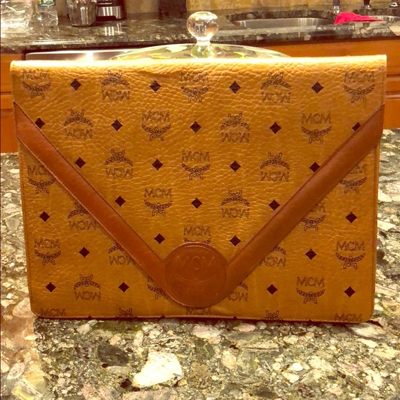mcm envelope pouch